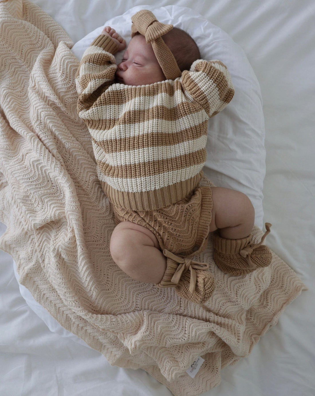 Wave Knit Blanket - Oat